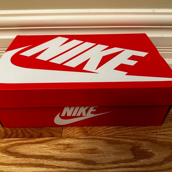 Women's Nike Dunk Low Next Nature Summit White/Black Raspberry - Picture 9 of 9